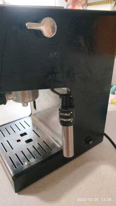 Кавоварка Delonghi