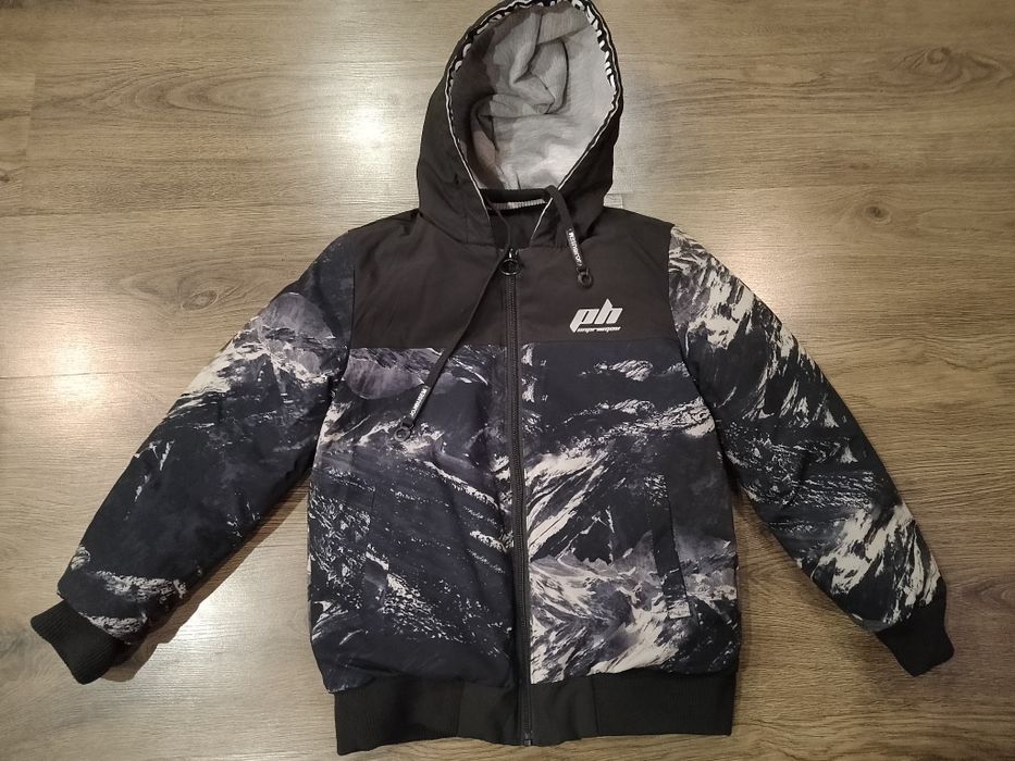 Продам курточку осінь - весна