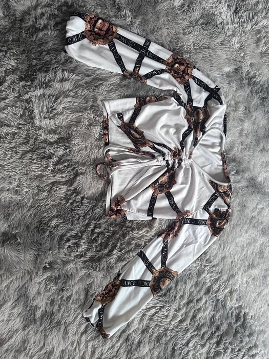 Śliczny crop top z dlugim rękawem welurowy M