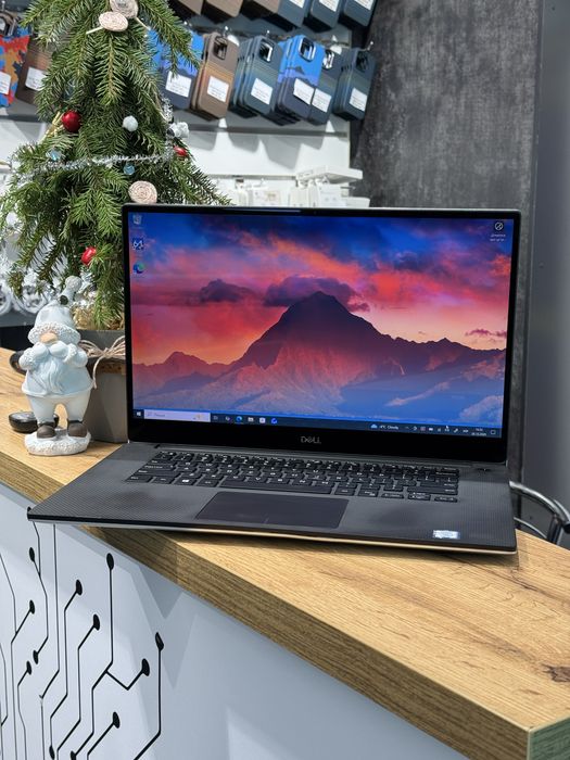 Dell Precision 5540  4K• IntelCore i5 • Nvidia Quadro T1000