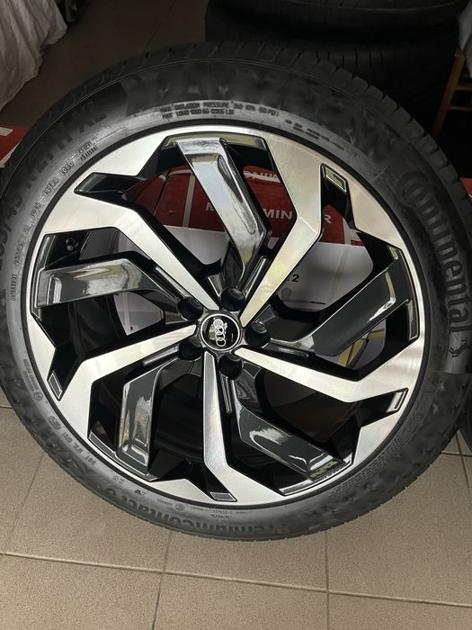 Колеса диски резина Audi e-tron  S Q7,8 R21