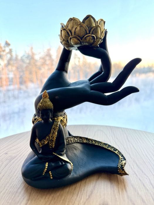 Подсвечник Рука Будды