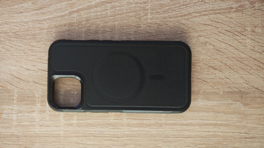 iPhone 14 Rugged Case Compatible with Wireless Charging and MagSafe64286571866626122