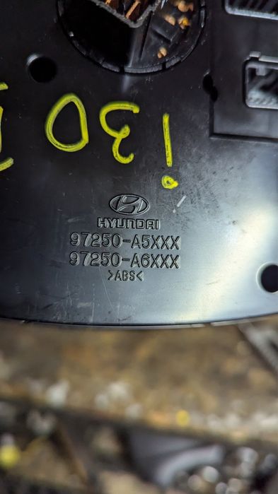 Панель кондиціонера hyundai i30 ii 2012-2017 рік 97250-a6000gu