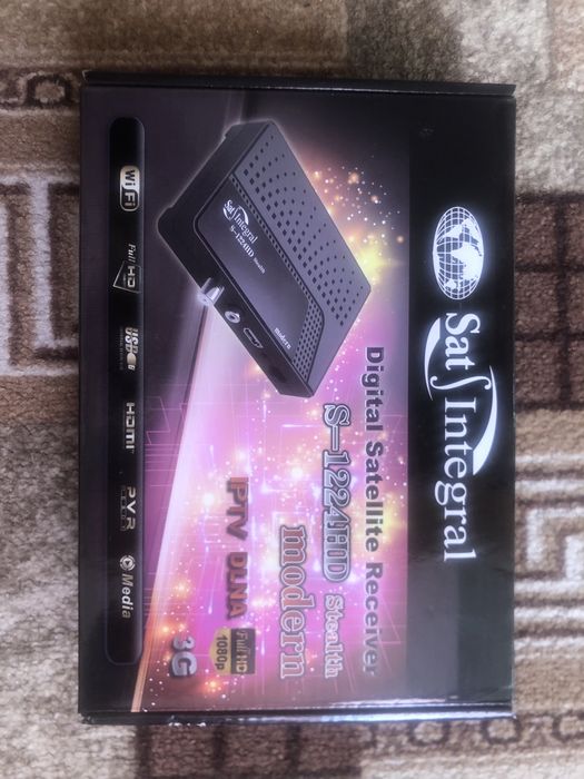 Супутниковий тюнер Satintegral