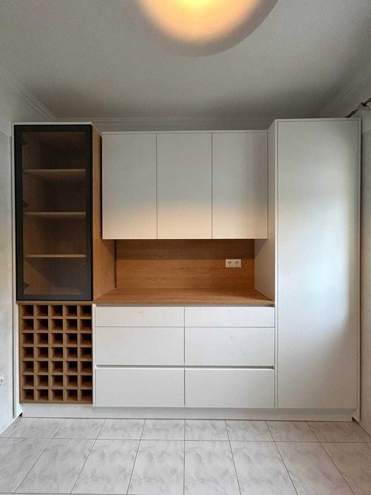 Cozinhas, Roupeiros, Estantes, Móveis a medida