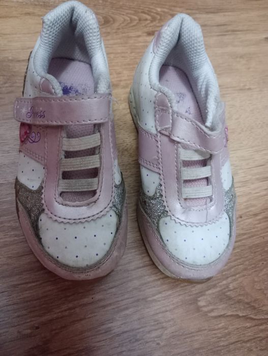 Buty dla dziewczynki