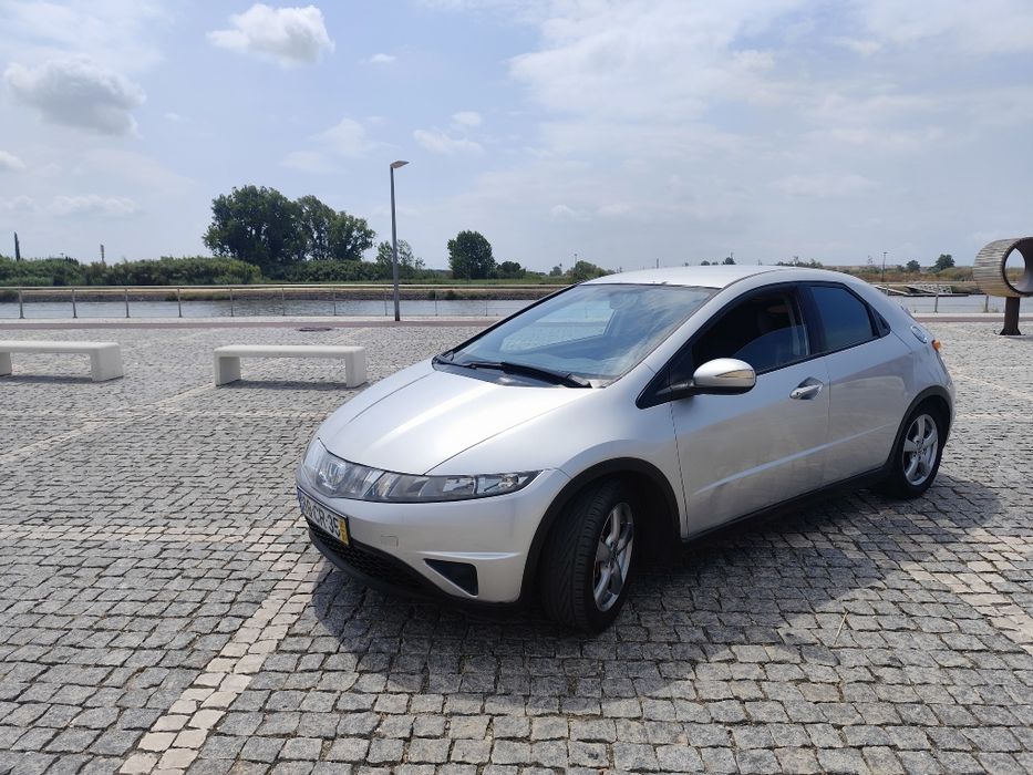 Honda Civic — fotografia 4