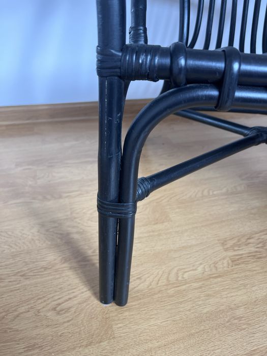 Fotel Ikea czarny ratanowy fotel boho