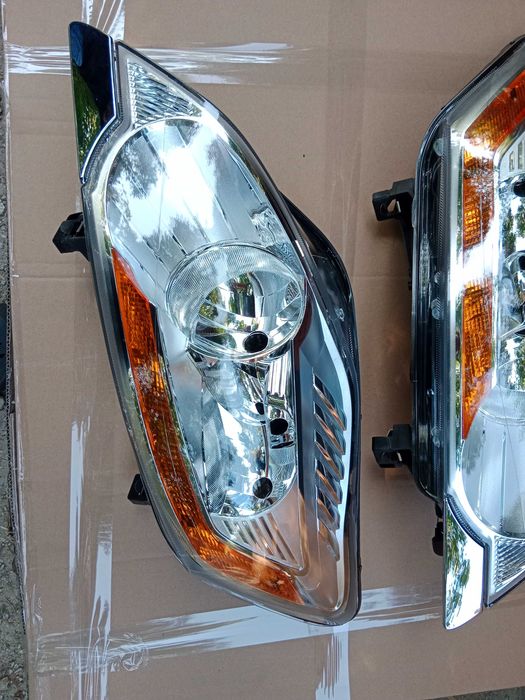 FORD KUGA I 2008 + lampa przód lewa  + prawa komplet