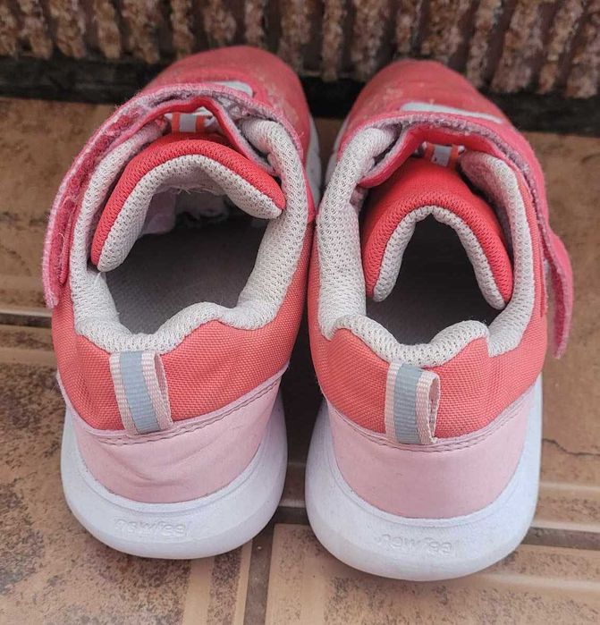 Buty sportowe NEWFEEL dla dziewczynki rozm. 32