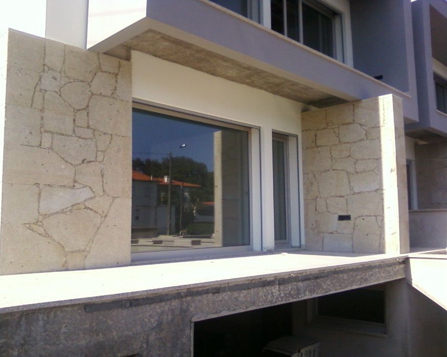 Todos tipos de peças para a construção em granito e outras pedras