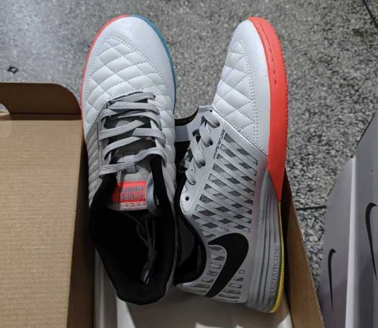 Nike Lunar Gato IC/IN  R.43