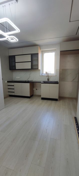 Кухні під замовлення