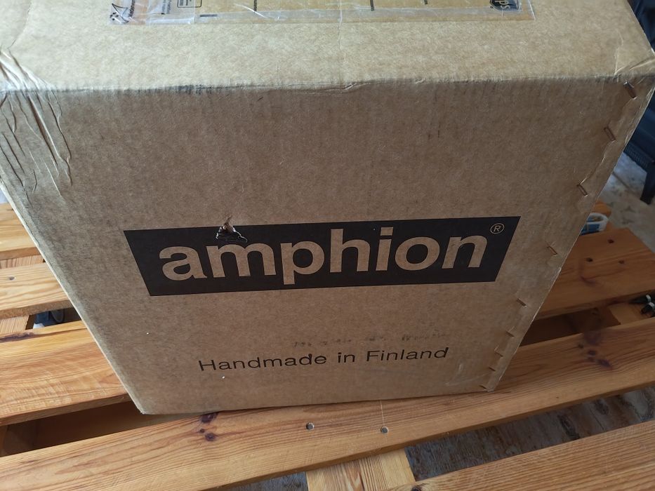 Colunas Amphion Argon 1 novas