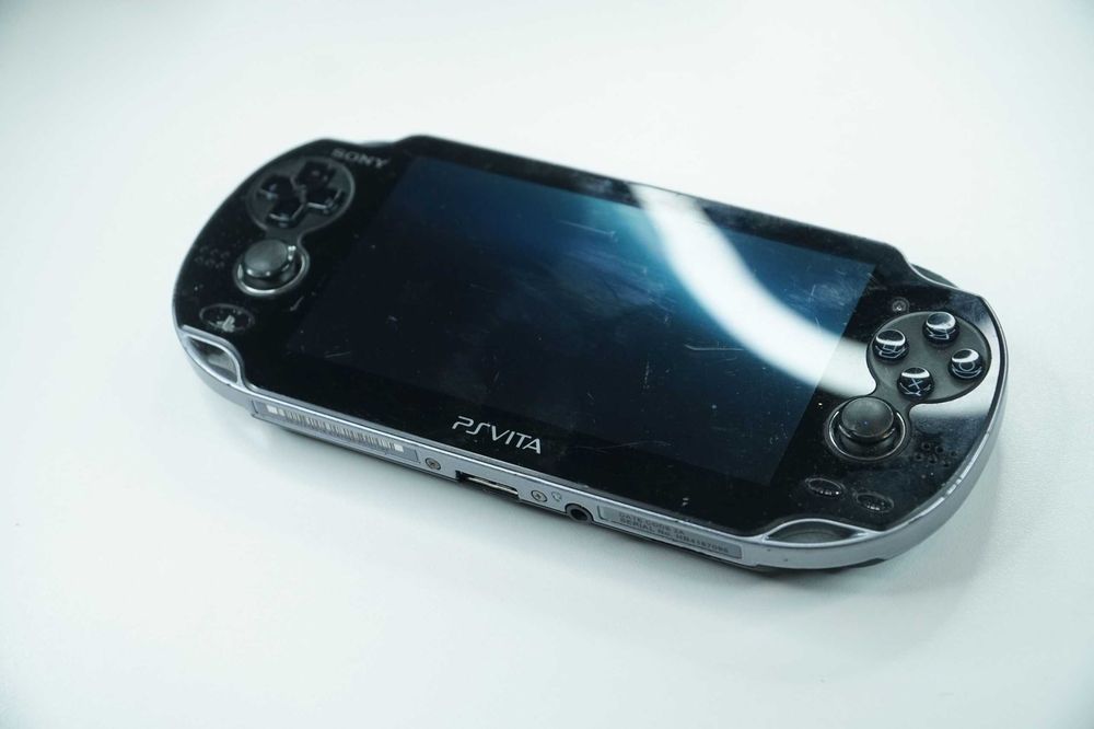 Konsola PS Vita PCH-1103 OLED