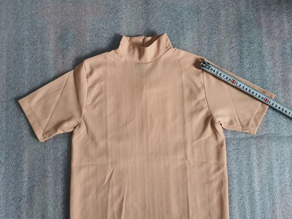 Блузка нова (44р.) виміри на фото!