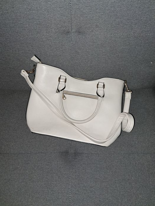 Torebka kremowa damska