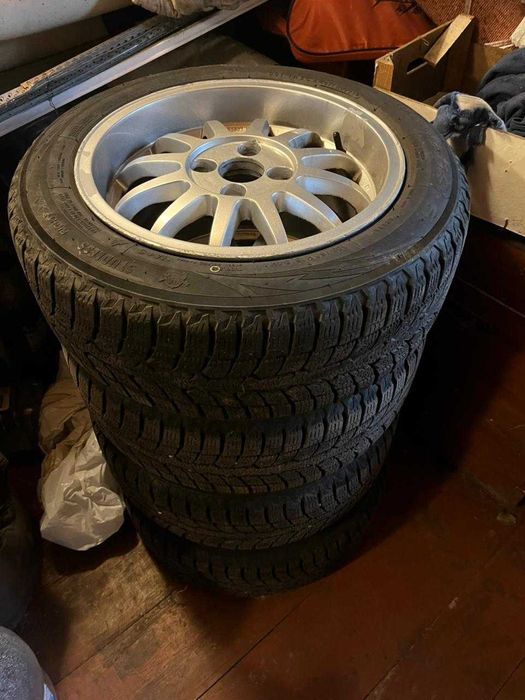 Продам диски разом із гумою 185/60 R 15 Ford fiesta або окремо