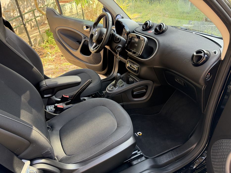 (21.000 km) Smart Fortwo Edição Especial URBAN SHADOW