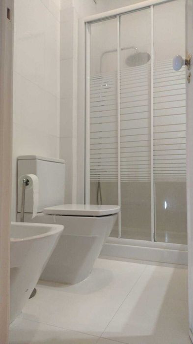 Aluga-se quarto em Lisboa.