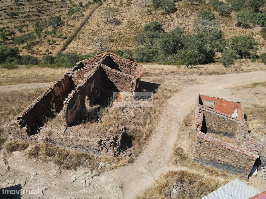 Quinta T3 Venda em Santa Clara-a-Nova e Gomes Aires,Almodôvar — Santa Clara-A-Nova E Gomes Aires, Beja