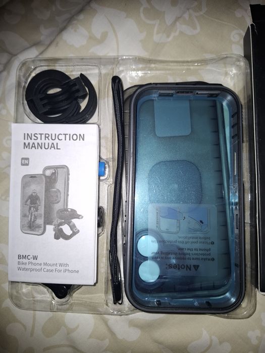 Вологозахистний, тримач чехлом на руль. For iPhone 16