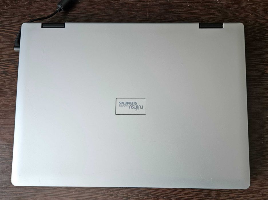 Laptop Notebook Fujitsu Siemens Amilo Li 1718