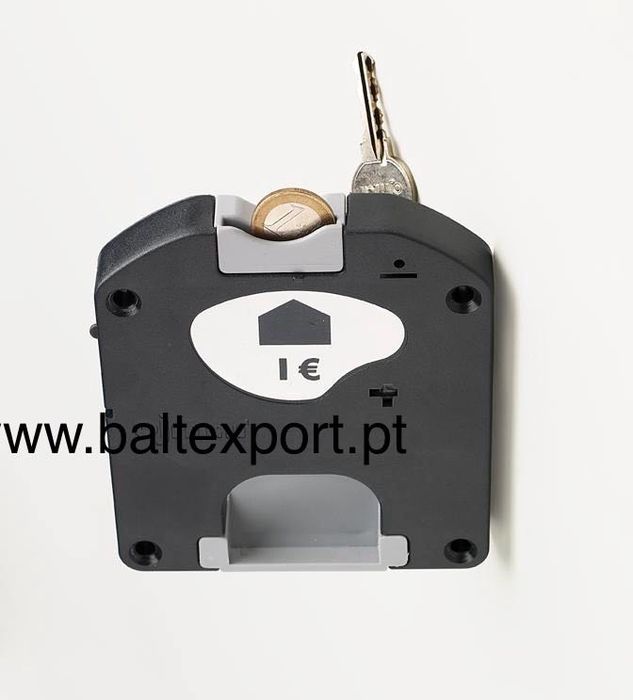 Vestiário 15 Cacifos Sobrepostos 1800x900x500 m c/Niveladores PROMOÇÃO