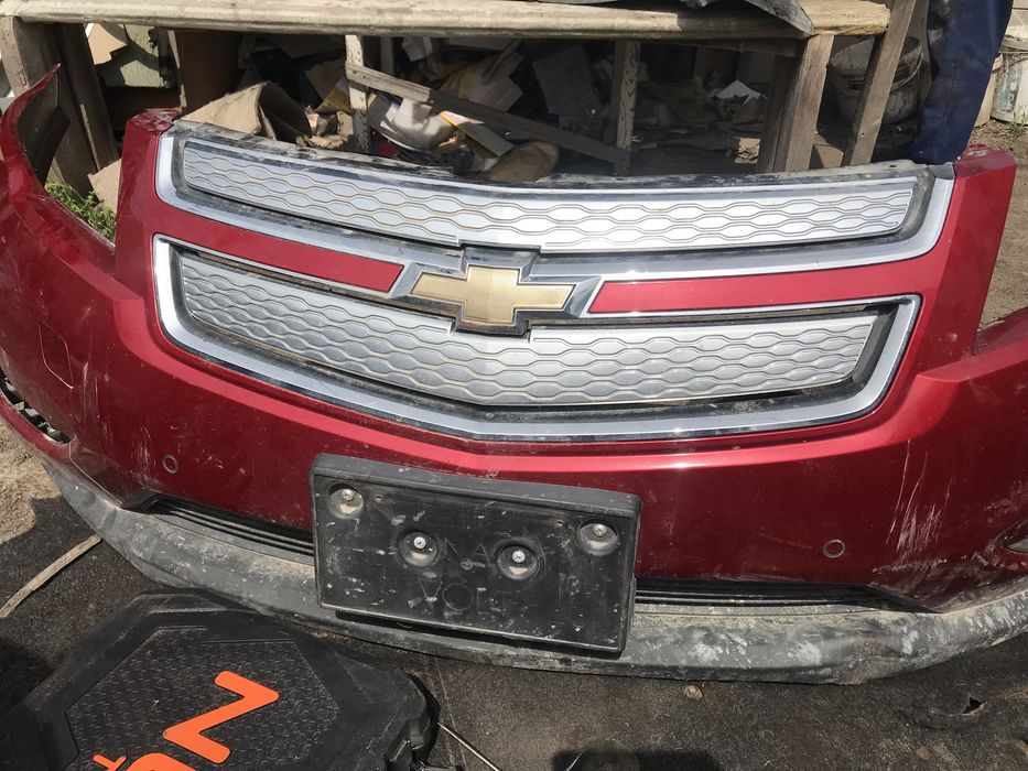 Chevrolet Volt 1 решетка радиатора