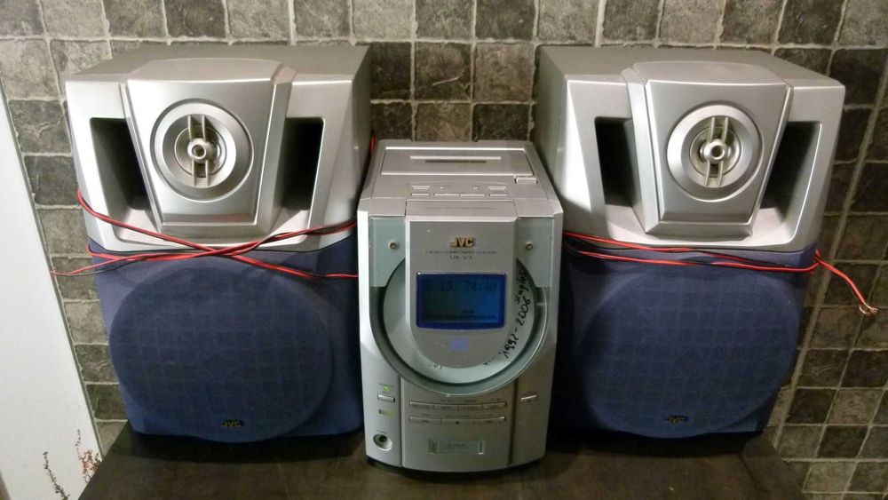 Miniwieża JVC UX-V3 czyta CD AUX SPDIF OUT 38W magnetofon problem