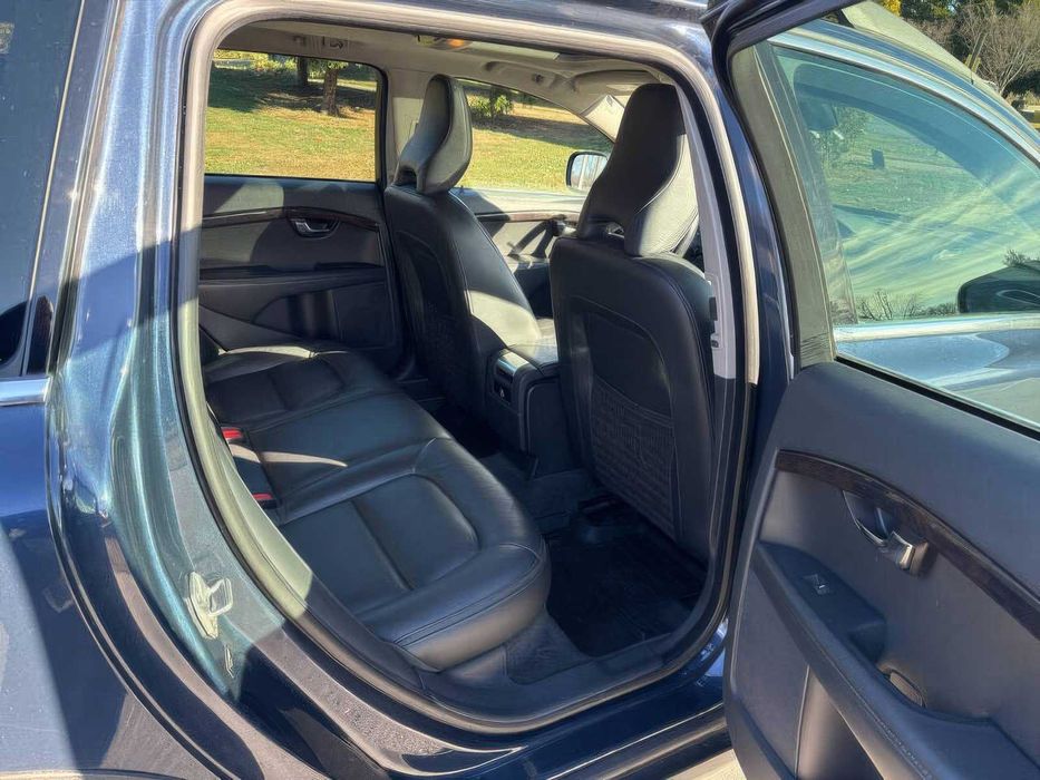 Volvo XC70 T6      2015