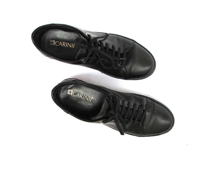 Carinii czarne sneakersy z naturalnej skóry r. 40