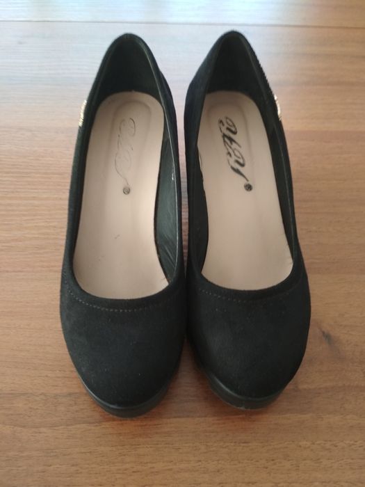 Туфлі жіночі замшеві