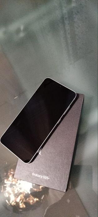 Samsung S25 plus  512 gb