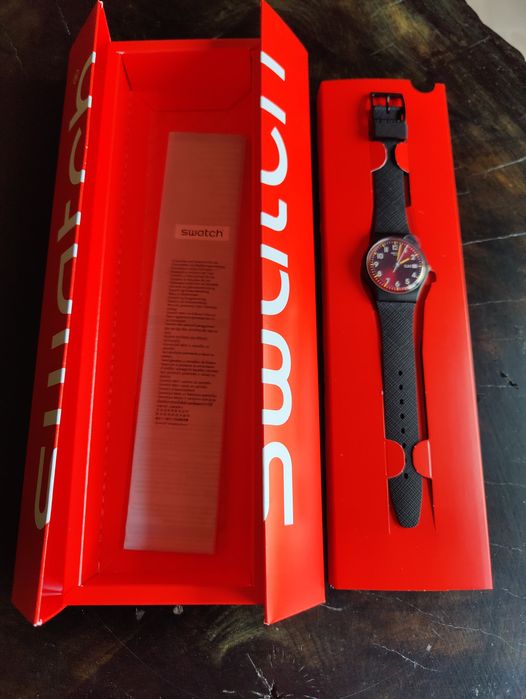 Zegarek Swatch Originals Medium SO28B704 Sir Red