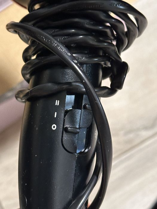 Фен BHD029/00 серії DryCare Essential від компанії Philips.