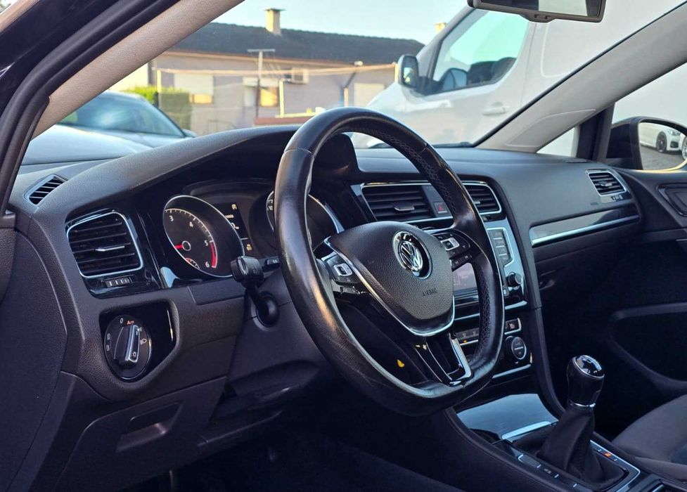VOLKSWAGEN GOLF VII 1.6TDI 110CV (LOOK GTI) — photo 5