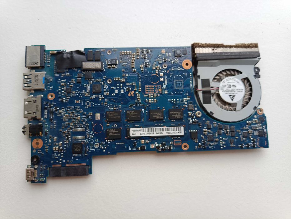 Материнська плата ноутбука Samsung 530U3С NP530U4C материнская плата