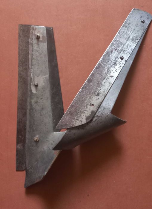 Ніж-бритва для ручного універсального землероба