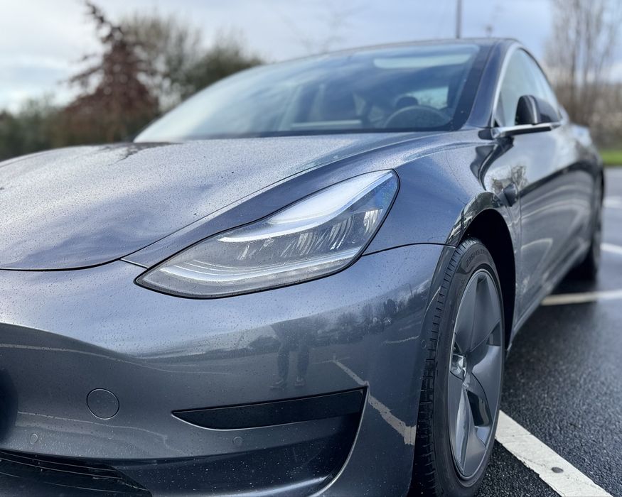 Tesla Model 3 Standard RWD Plus 60 kWh Premium Audio