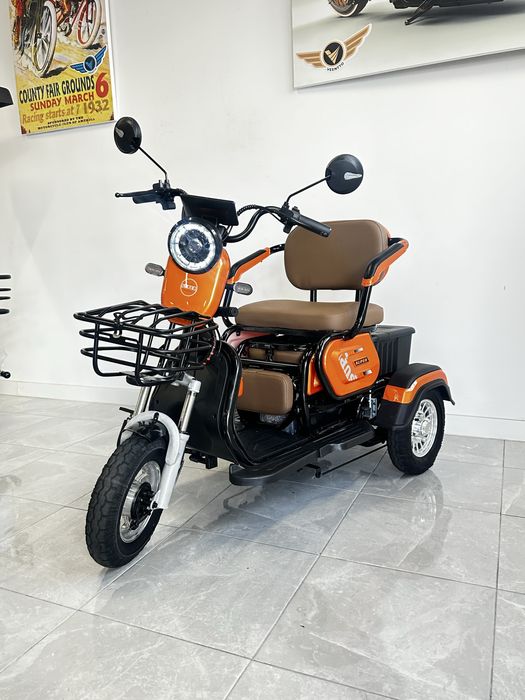 SCOOTER 3 RODAS elétrica sem carta de condução!NOVA 0km,ÚLTIMA UNIDADE