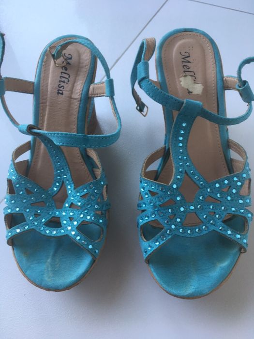 Buty sandały na koturnie r. 38
