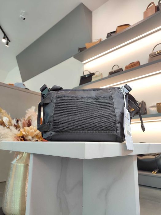Сумка Acne Studios Logo plate belt bag Black
