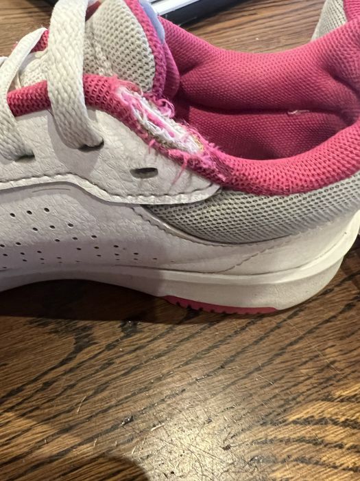 Adidas r 35.5 ……,…………….