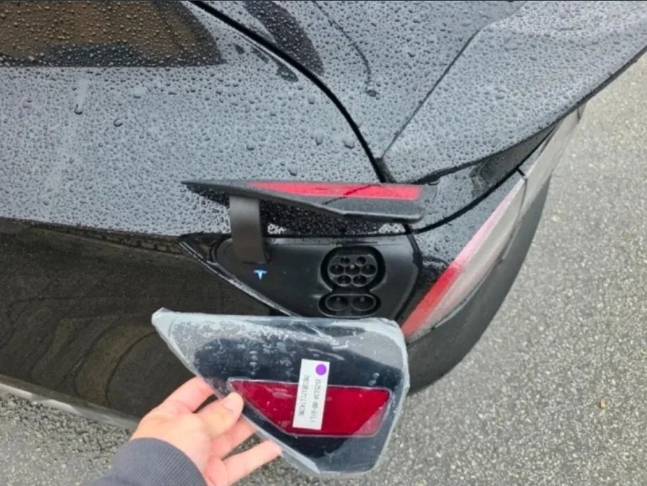 Tampa carregamento tesla