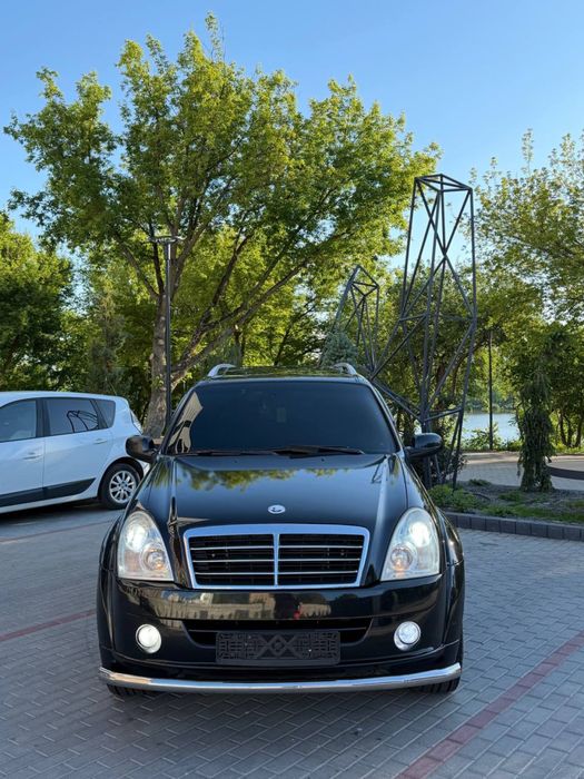 Ssang Yong Rexton 2.7 дизель,автомат ,4x4
