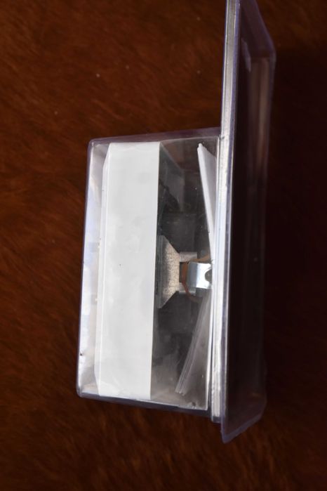 Podwójnie gniazdko nad tynkowe z bolcem nowe