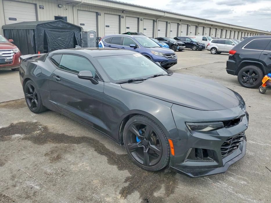 Chevrolet Camaro Bogata wersja wyposażenia / Automat / niski przebieg