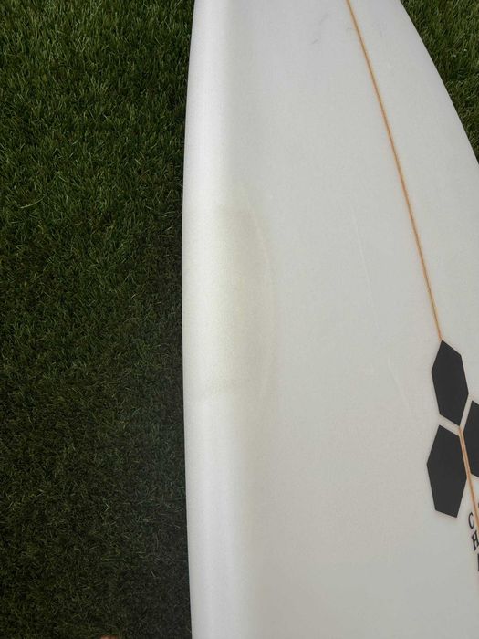 Prancha Surf Channel Islands Twin Pin 6'1 35.3L + Quilhas Futures